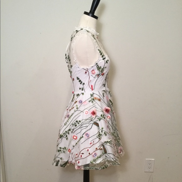Embroidered Floral Dress - Picture 3 of 4